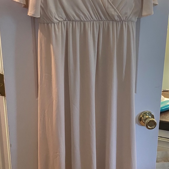 Pinkblush Maternity Dress - Picture 2 of 4